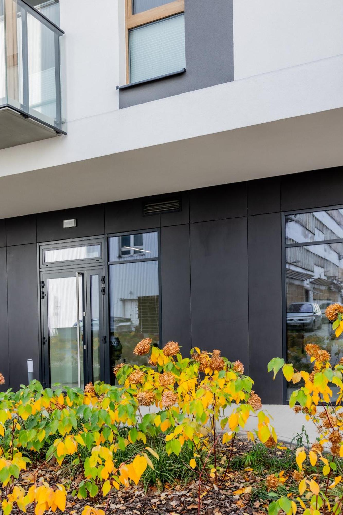 Aparthotel Mokotow Business Center By Noclegi Renters ワルシャワ エクステリア 写真